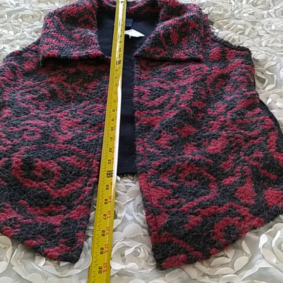 NEW Blackletter t-shirt vest - Picture 7 of 11